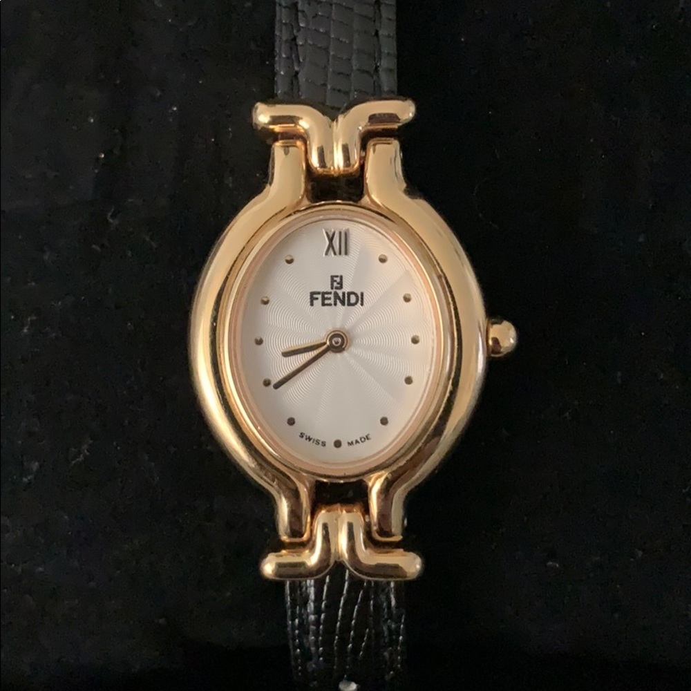 Fendi Orologi Leather Watch View 3